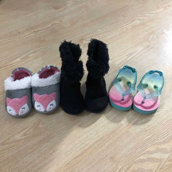 Wonderkids Other - Toddler Slipper/shoe Bundle